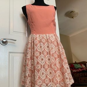 Adorable peach color dress! So so so cute!